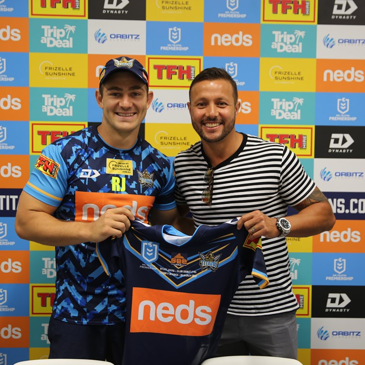 MEMBER EXCLUSIVE: Ryley Jacks jersey presentation